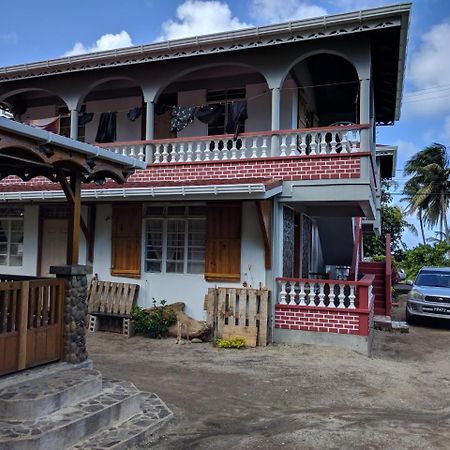 Mainroad Suite Calibishie Dış mekan fotoğraf