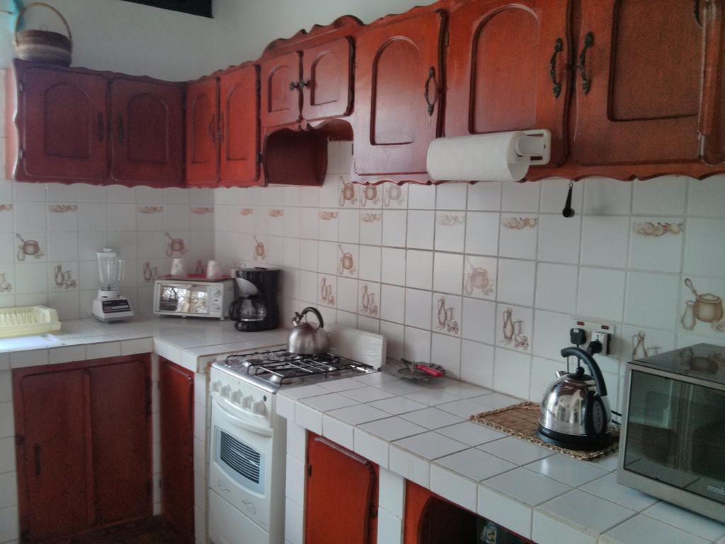 Mainroad Suite Calibishie Dış mekan fotoğraf