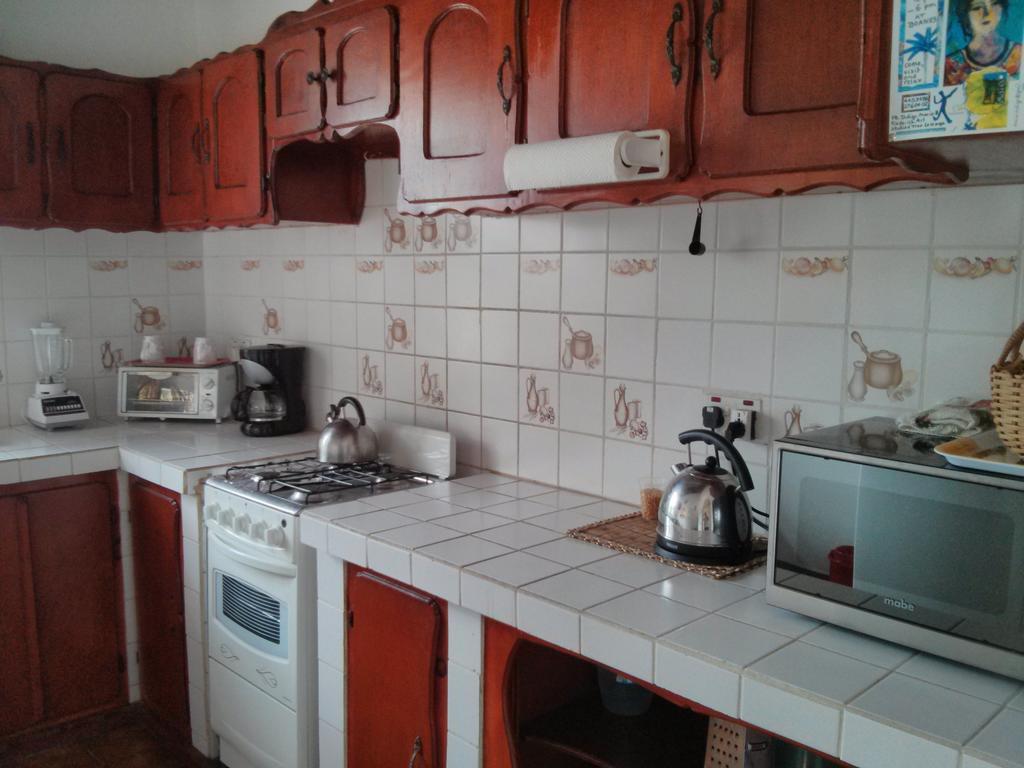Mainroad Suite Calibishie Dış mekan fotoğraf