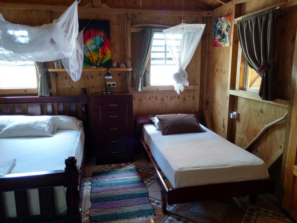 Mainroad Suite Calibishie Dış mekan fotoğraf