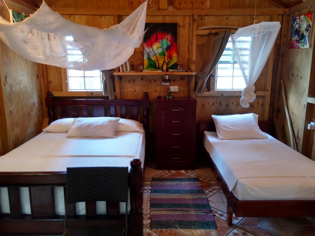 Mainroad Suite Calibishie Dış mekan fotoğraf