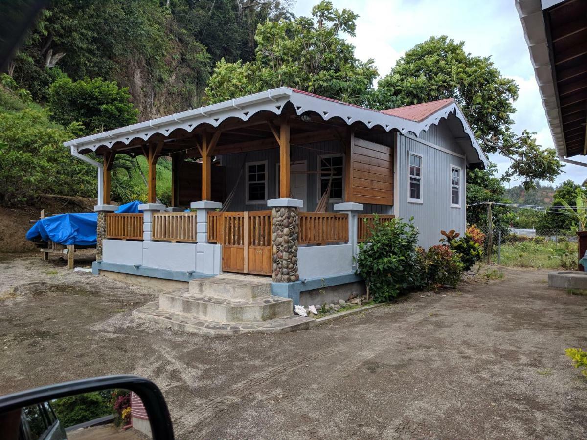 Mainroad Suite Calibishie Dış mekan fotoğraf